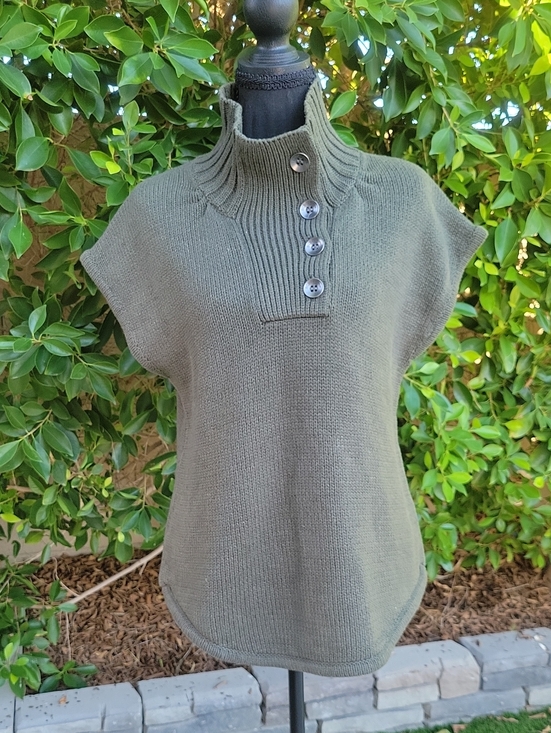 BCBGeneration Sweaters - BCBGeneration Button Mock Neck Knit Short Sleeve Sweater Green Muted